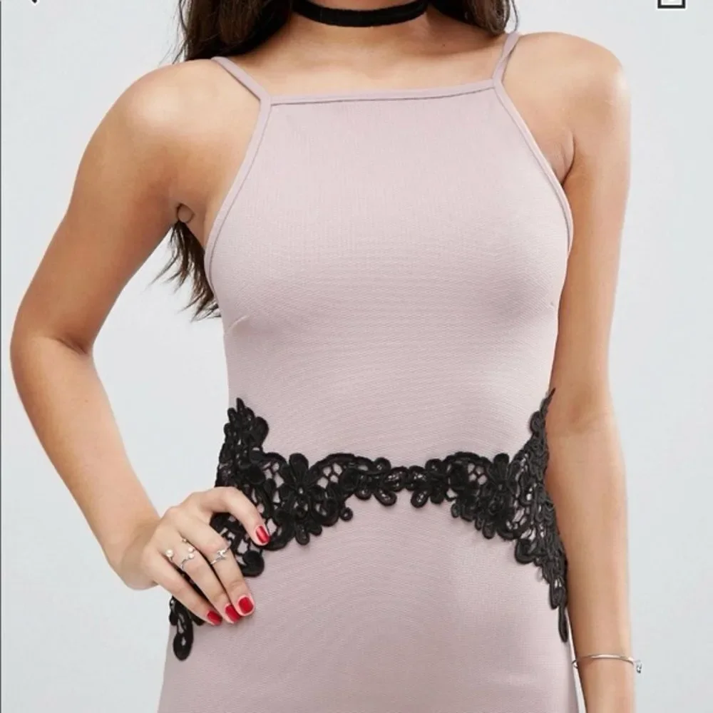 ✨ASOS Textured Pencil Dress with Lace Waist Panel✨ - Picture 7 of 11